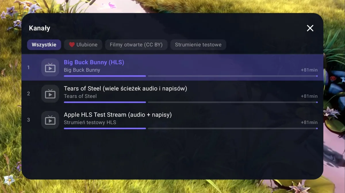 Panel wyboru kanału na środku ekranu, z aktualnym programem i czasem do końca audycji